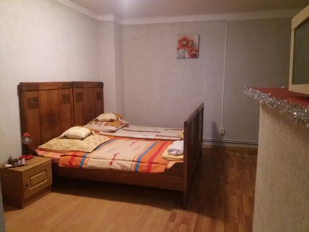 Hotel Casa Rodisa Turda Zewnętrze zdjęcie